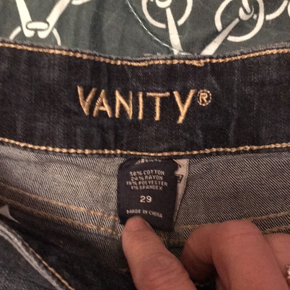 Vanity size 29 shorts - Picture 3 of 13
